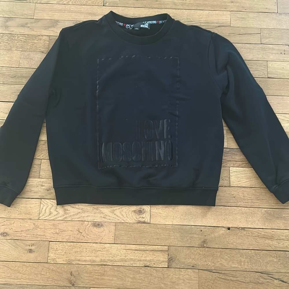 EUC Authentic Black Love Moshino Women’s Long Sleeve Cotton Sweatshirt size 12
